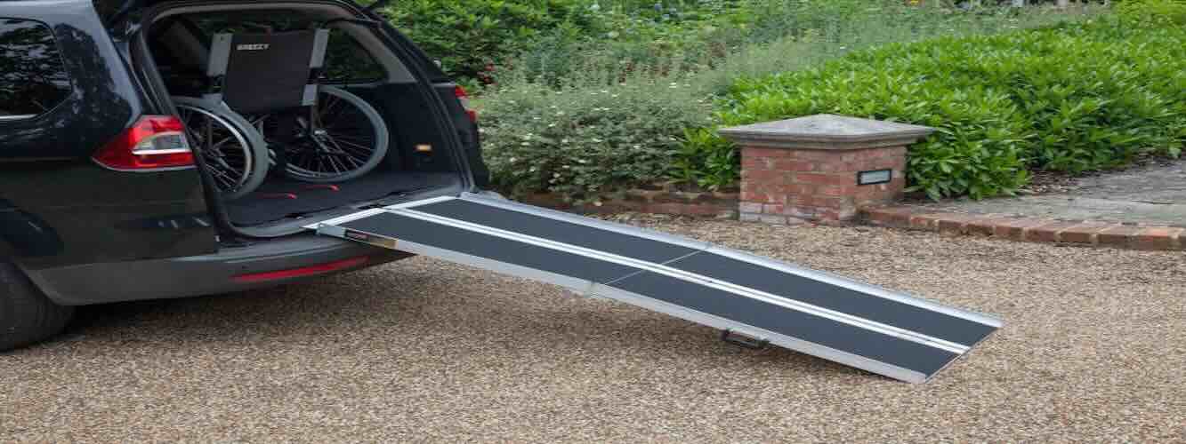 Taxi wheelchair ramps