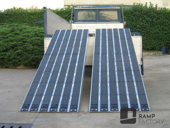 Rubber Coated Ramps for Steel Tracks