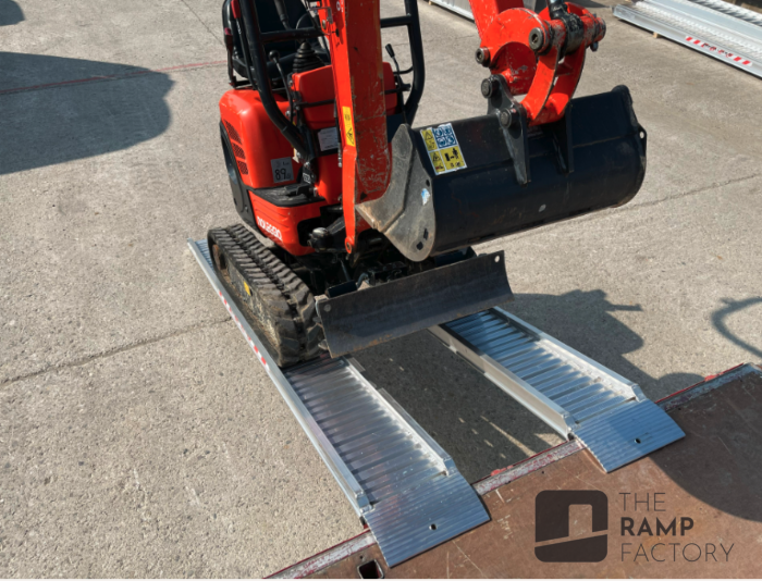 Aluminium Loading Ramps - 3m Long