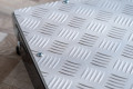 Antislip surface on the half step 