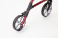 Tipping aid on the wheels 