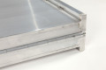 Hinge on the folding van ramp 