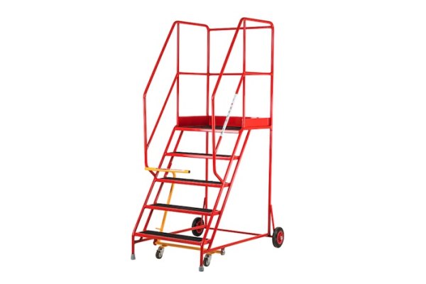Mobile steps with handrails and platform anti-slip surface 