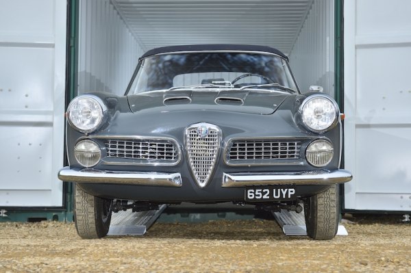 Car loading ramps with car 