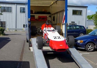 Racing car loading ramps 