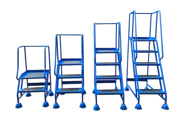 Platform steps with handrails and grip surface 4 heights 