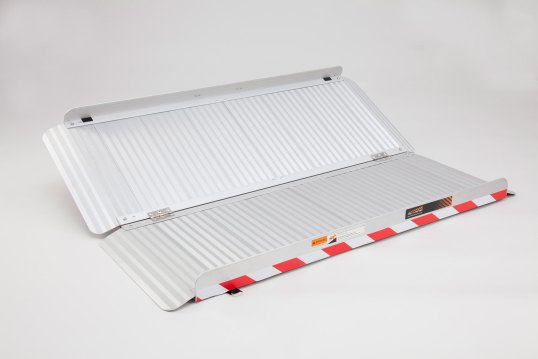 Extra wide folding wheelchair ramp 