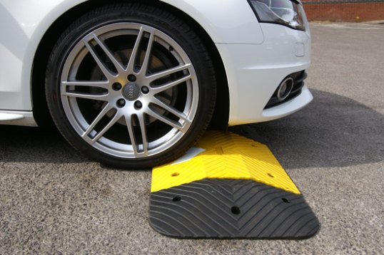 Speed Bump Road Hump Traffic Calming
