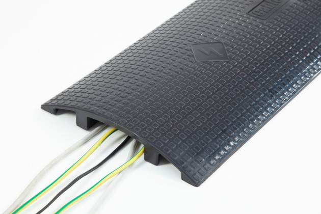 Single channel cable cover