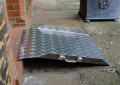 threshold ramp leaning on step